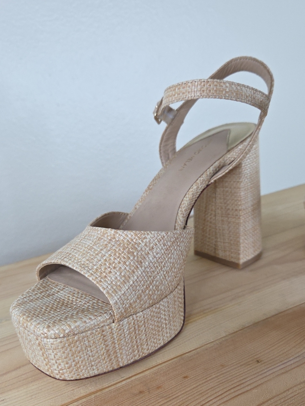 ANTONIO MELANI Beige Woven Platform Block Heel Sandals Sz10 Beige RAFFIA
